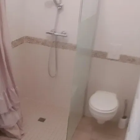 Le Jardin De L'horloge *